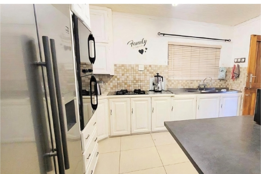 2 Bedroom Property for Sale in Beacon Bay Eastern Cape